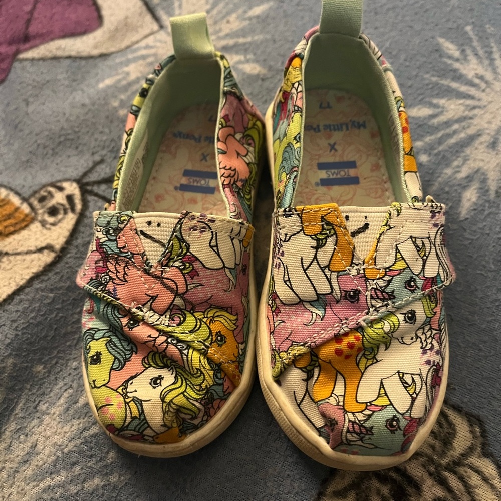 MLP x Toms kids shoe